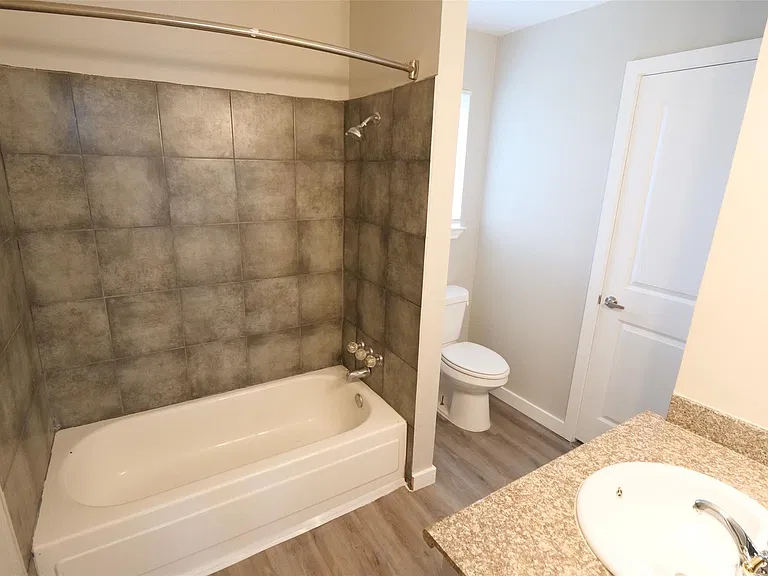 15654 Boulder Oaks Dr — Photo 20