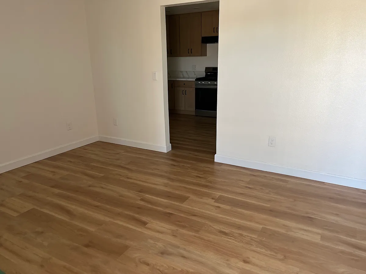 Building Photo - 158 Ramona St #156
