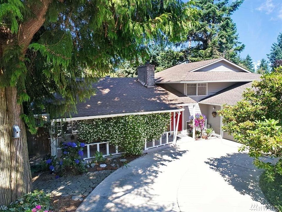 1st image of 6229 129th Ave SE