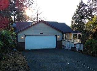 791 NE Edgehill Dr, Estacada, OR 97023