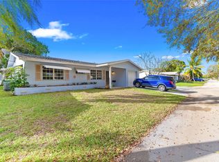 2404 NW 55th St, Tamarac, FL 33309