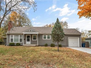 5212 W 76th St, Prairie Village, KS 66208