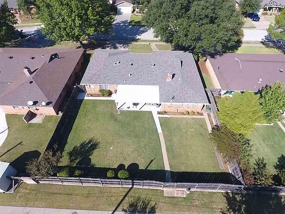 5th image of 1539 Sweetbriar Dr