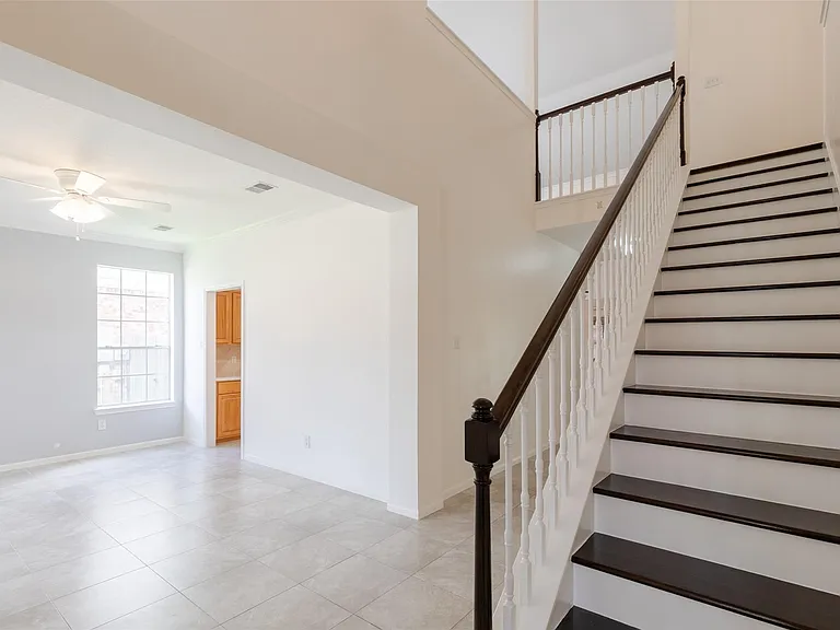 12214 Meadow Lane Ct — Photo 3