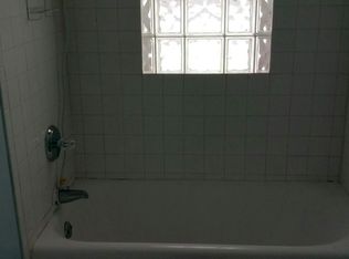 540 W North St APT 2, Decatur, IL 62522