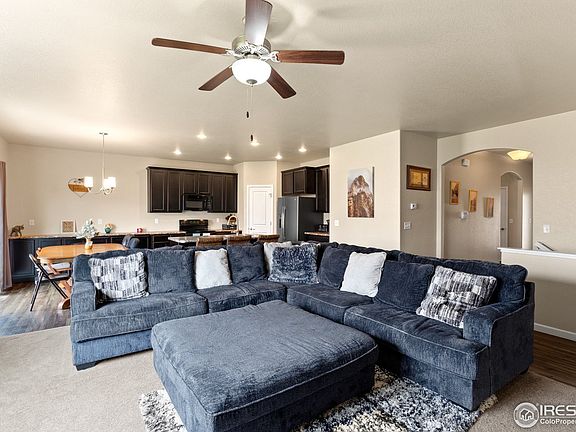 3rd image of 883 Settlers Dr