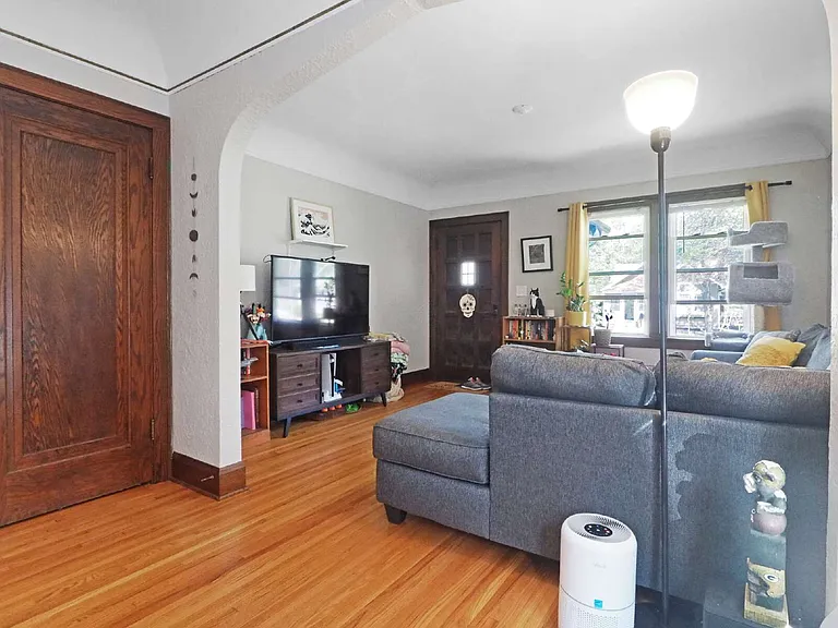 5230 Xerxes Ave S — Photo 4