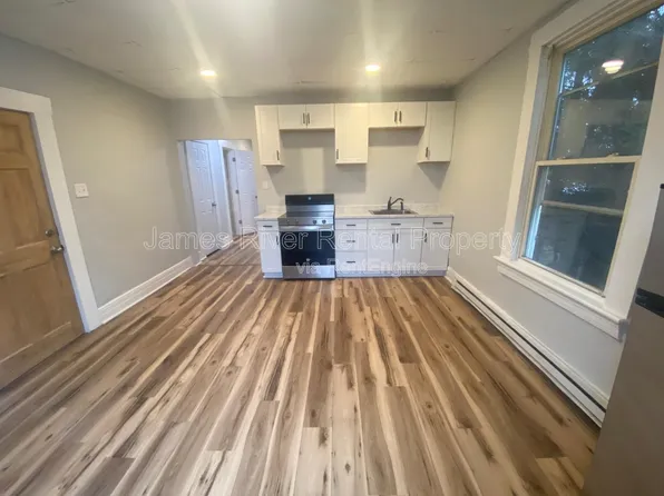 1009 4th St APT 2, Lynchburg, VA 24504