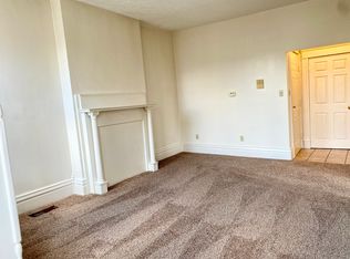 217 W Pike St APT 201, Clarksburg, WV 26301