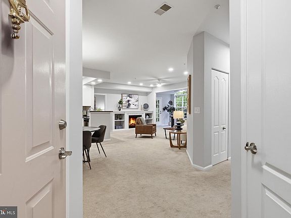 3rd image of 6613 Netties Ln #25E