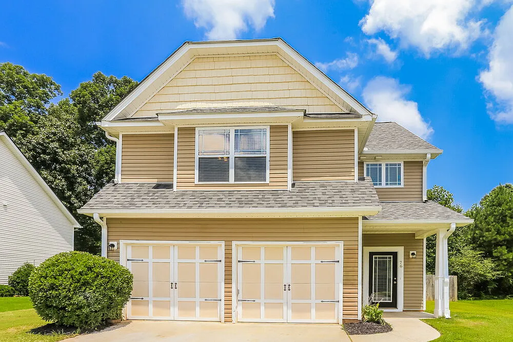 3 bed, 2.0 bath, 1667 sqft, $1,960 — Photo 1