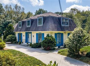 37 Twin Pond Rd, East Greenwich, RI 02818