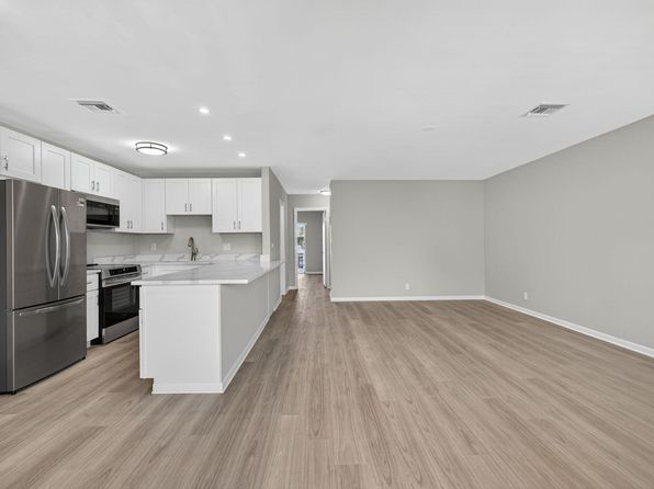 42 Easthampton E