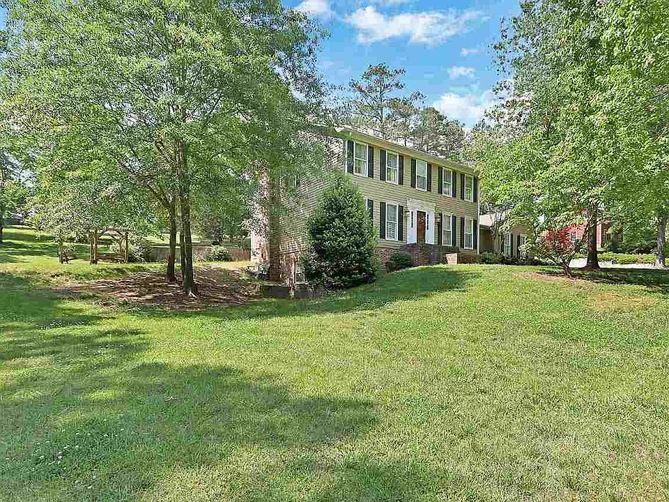 1st image of 145 Wedgewood Dr