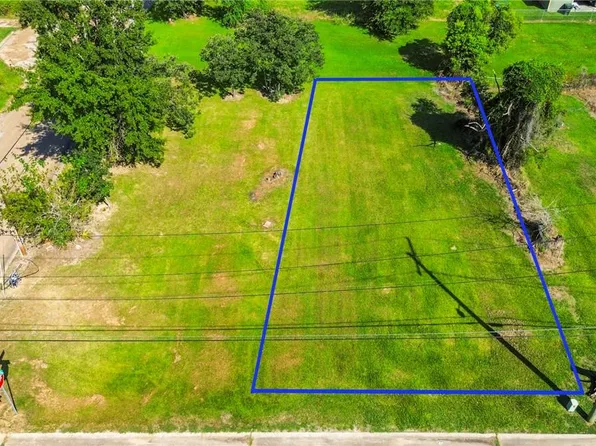124 N Bilbo St, Lake Charles, LA 70601