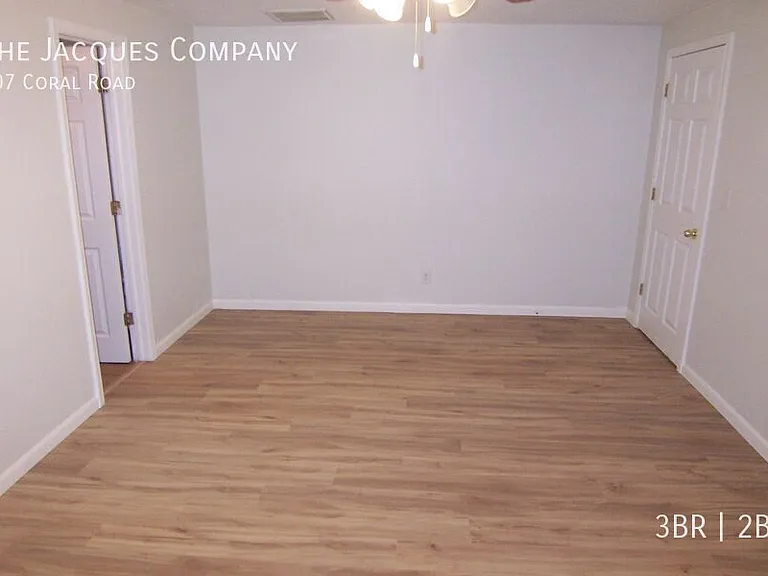 407 Coral Rd — Photo 13