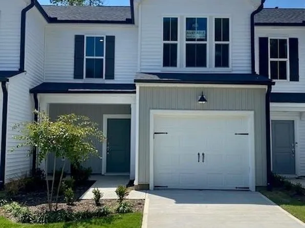 922 Poets Walk Rd, Whitsett, NC 27377