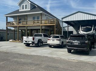29 Rabbit Dr, Port O Connor, TX 77982