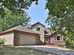 6715 Timber Crest Dr, Maple Grove, MN 55311