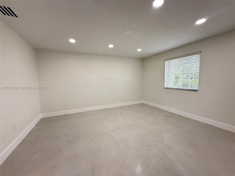 3514 W 76th St #201 — Photo 10