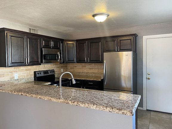 3rd image of 2532 N 49th St #1
