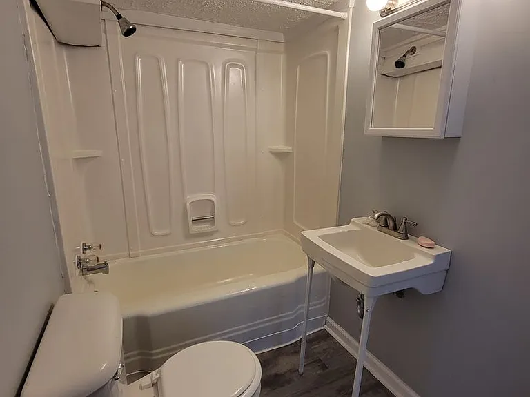205 Carbaugh Dr — Photo 16