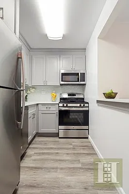 Rented by Halstead Real Estate | media 5
