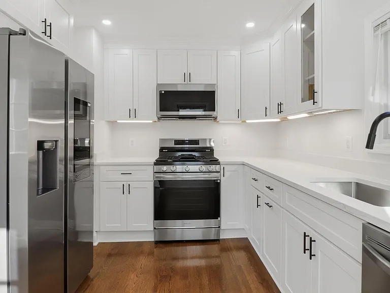 5633 Jamestown Rd — Photo 5