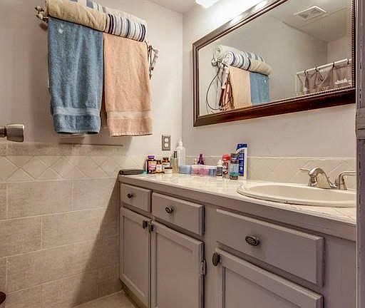 3rd image of 114 Mariners Cay Dr #114