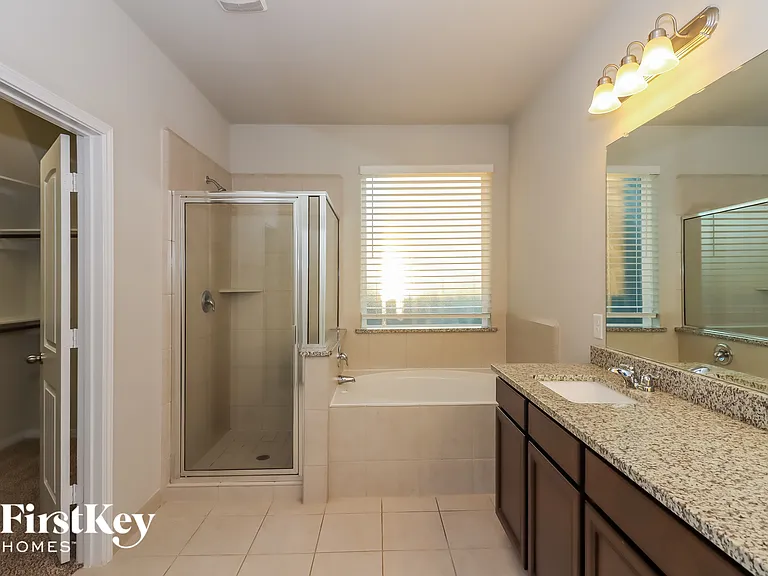 31306 Little Garden Ct — Photo 10