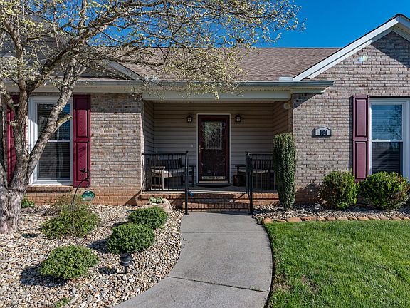 2nd image of 104 Saligugi Cir