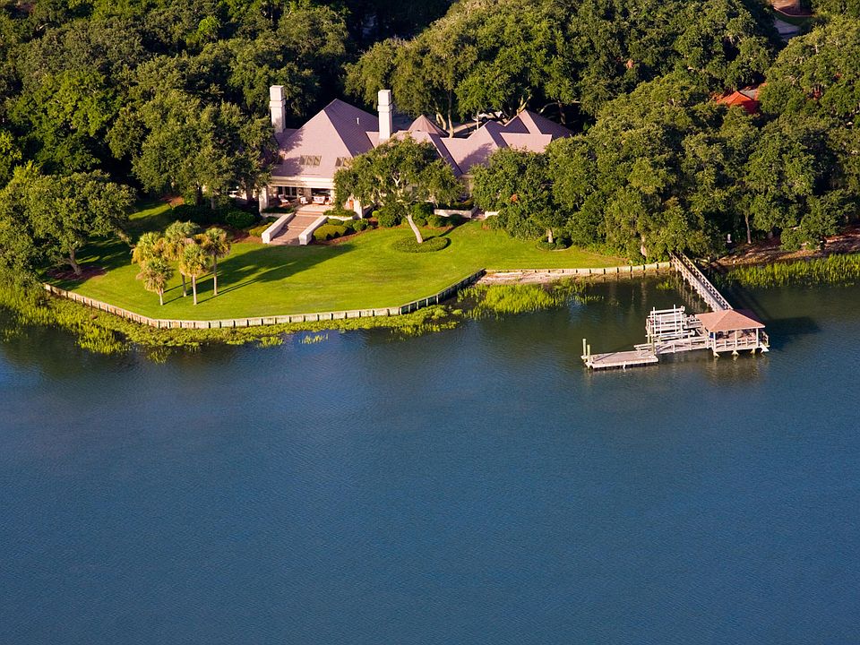 1st image of 138 Spanish Point Drive
