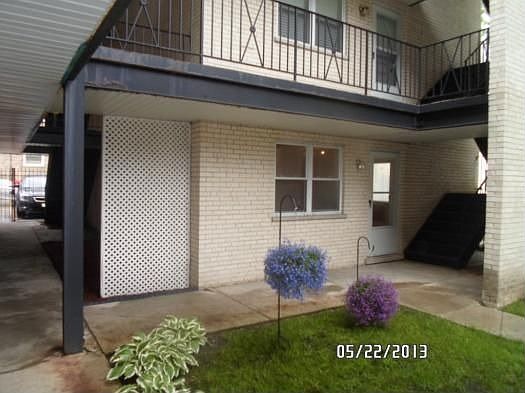 4th image of 4056 N California Ave APT 1E