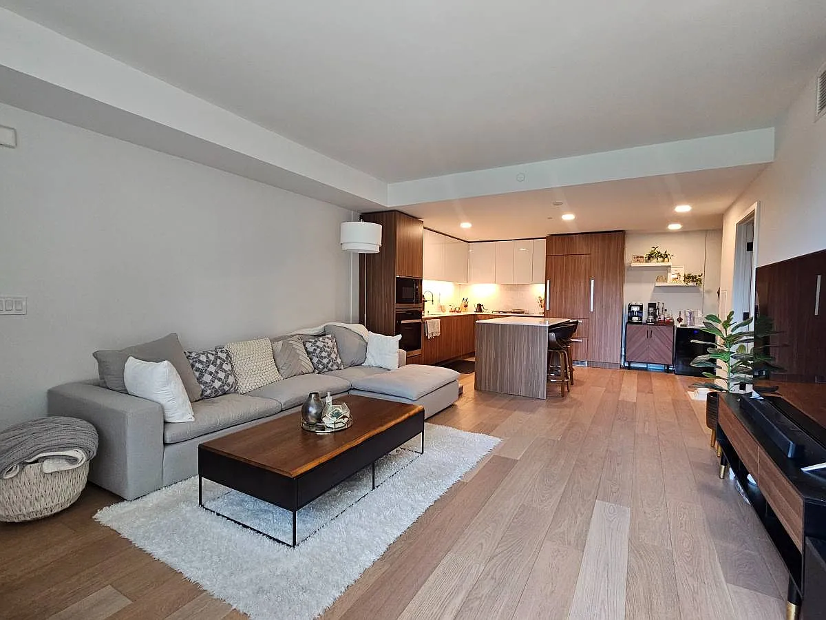 1 bed, 872 sqft, $4,800 — Photo 1