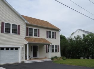 8 Bennington St, Haverhill, MA 01832