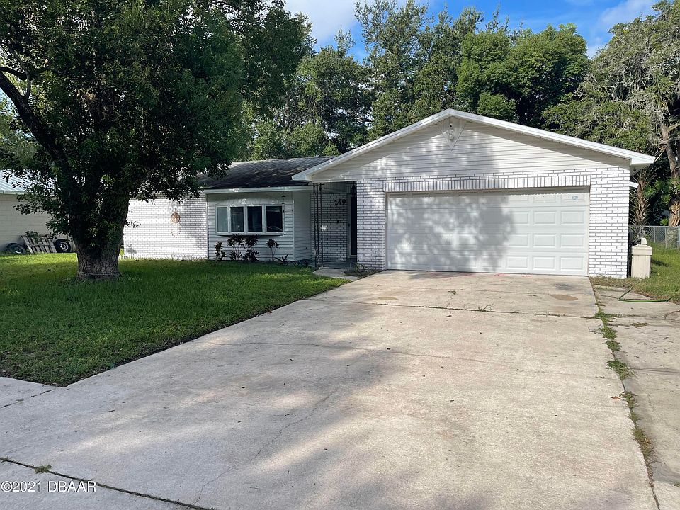 2nd image of 249 Manhattan Way