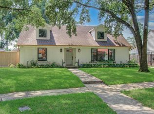 6668 Merry Ln, Houston, TX 77023