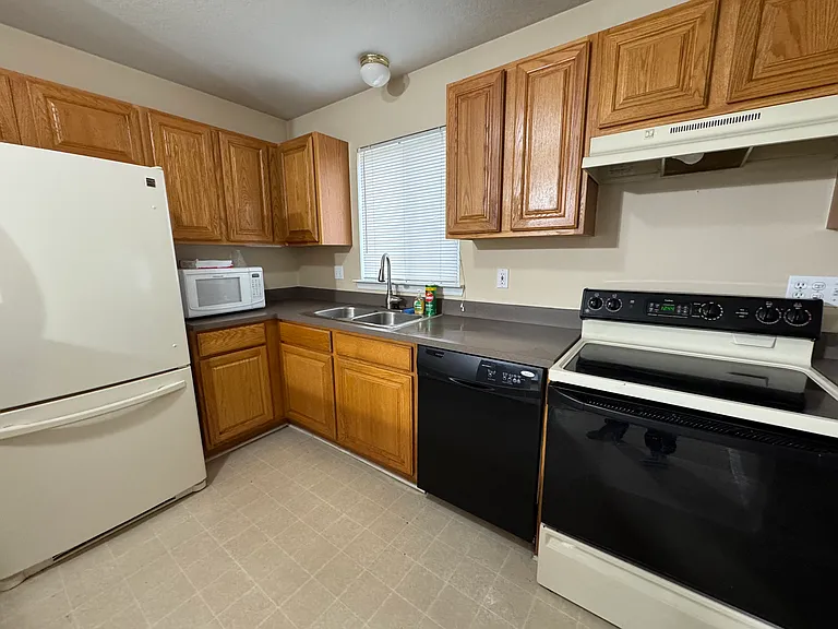 23352 Redman Ct — Photo 13