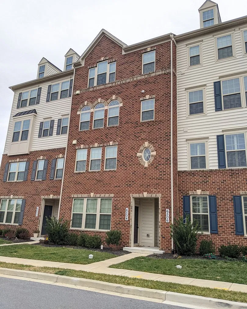Top floor 2 story condo in Linton at Ballenger ready for you early December! — Photo 1