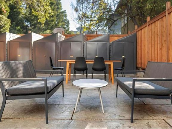 4th image of 3400 Piedmont Ave #203