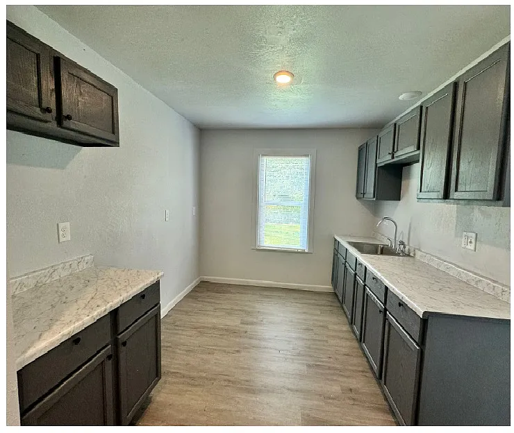 3869 French Rd, Detroit, MI 48214 HotPads