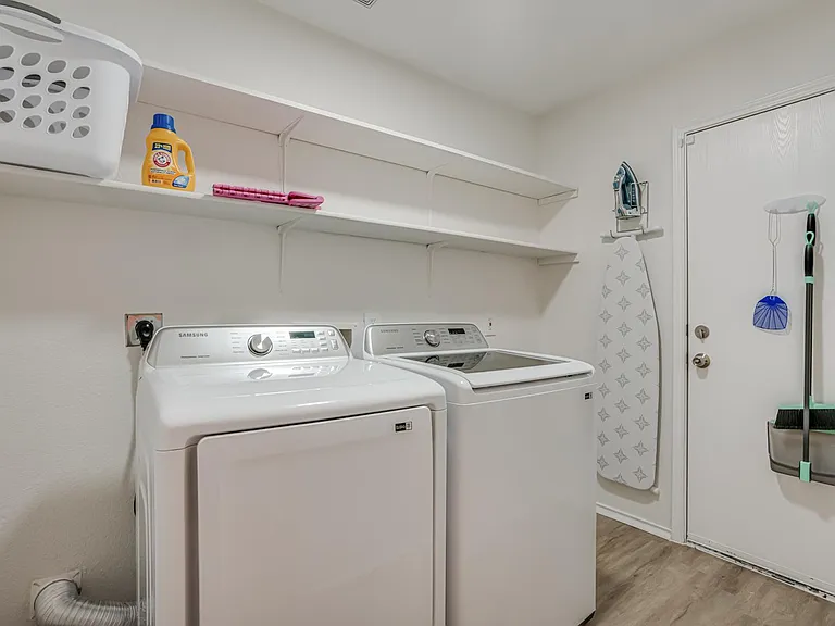 734 Barrow Peak — Photo 36