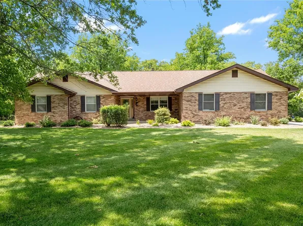 3 Wilderness Ln, Defiance, MO 63341