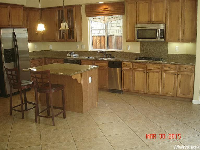 1st image of 2732 Nicolson Cir