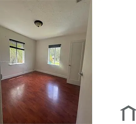 1015 NE 112th St #S — Photo 18