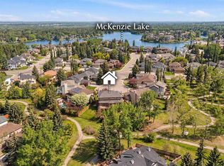 220 N McKenzie Lake Cv SE, Calgary, AB T2Z1M4