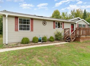 1749 E Curtis Rd, Hope, MI 48628