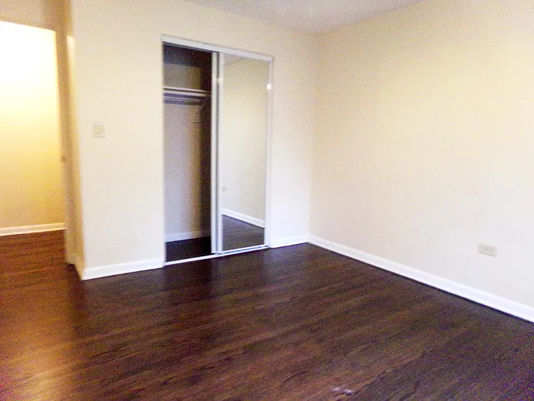 810 Seward St #303 — Photo 8