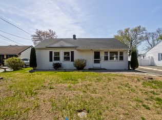 27 Lorraine Ct, East Hartford, CT 06118