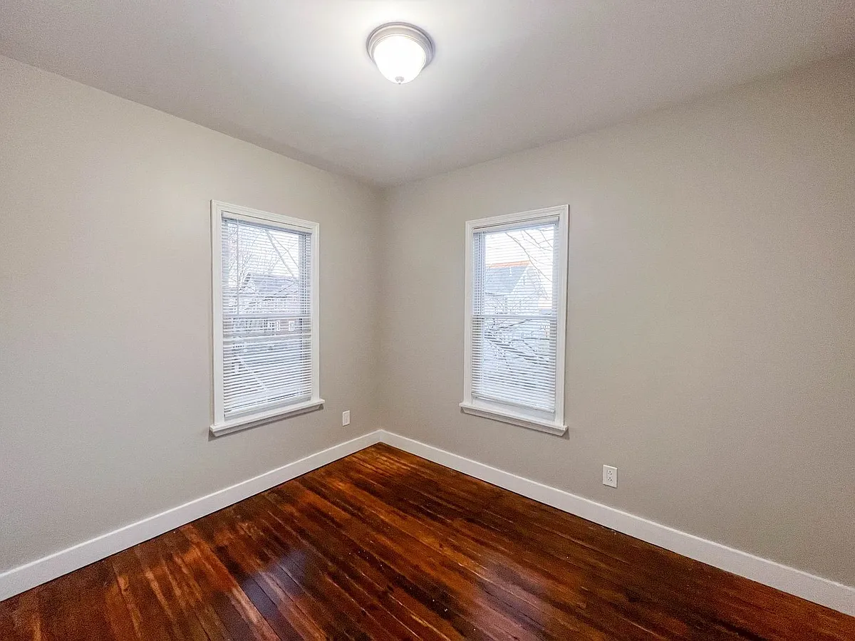 Building Photo - 154-156 Leighton Ave